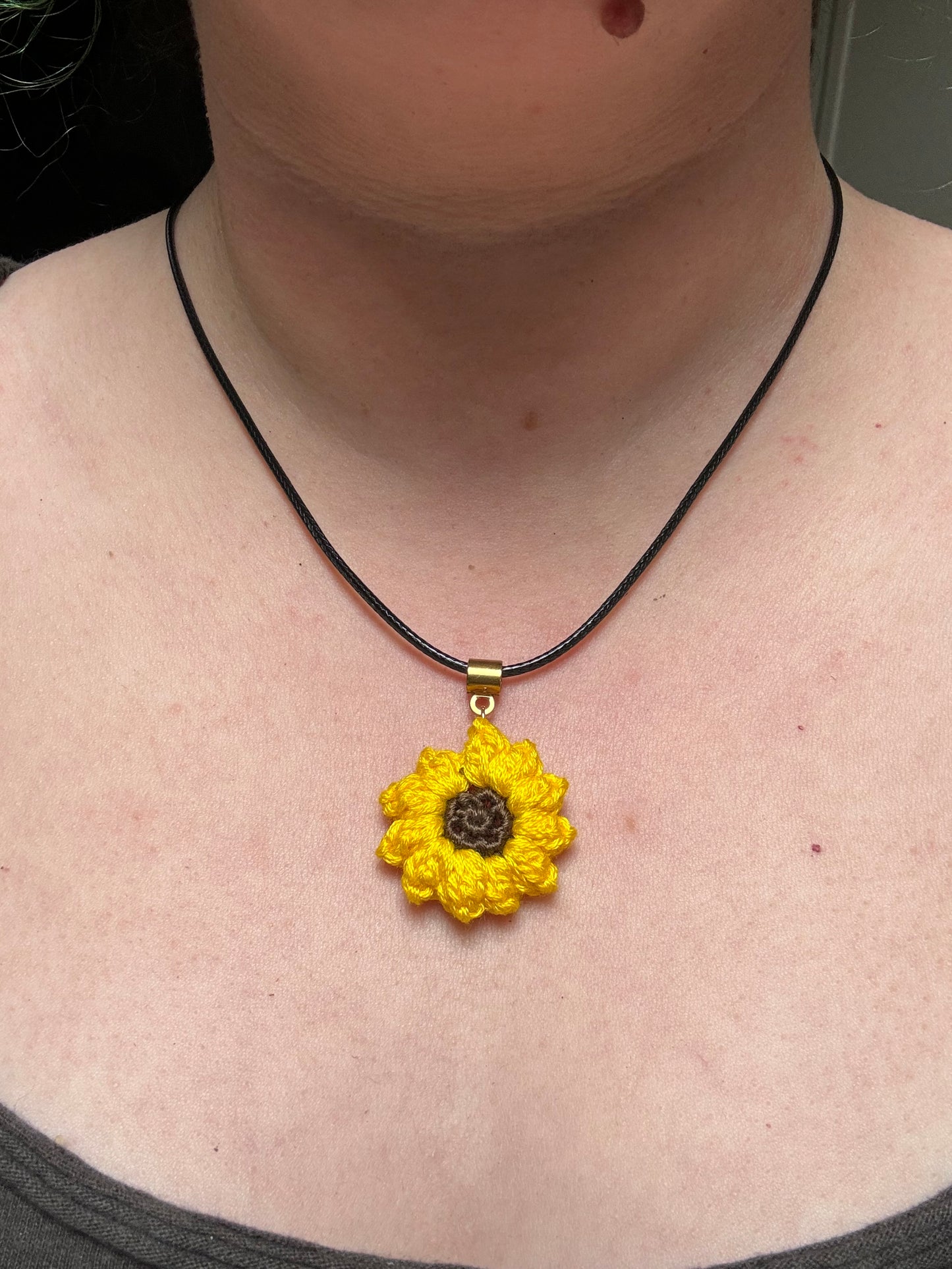 Retro Crochet Necklace - Sunflower