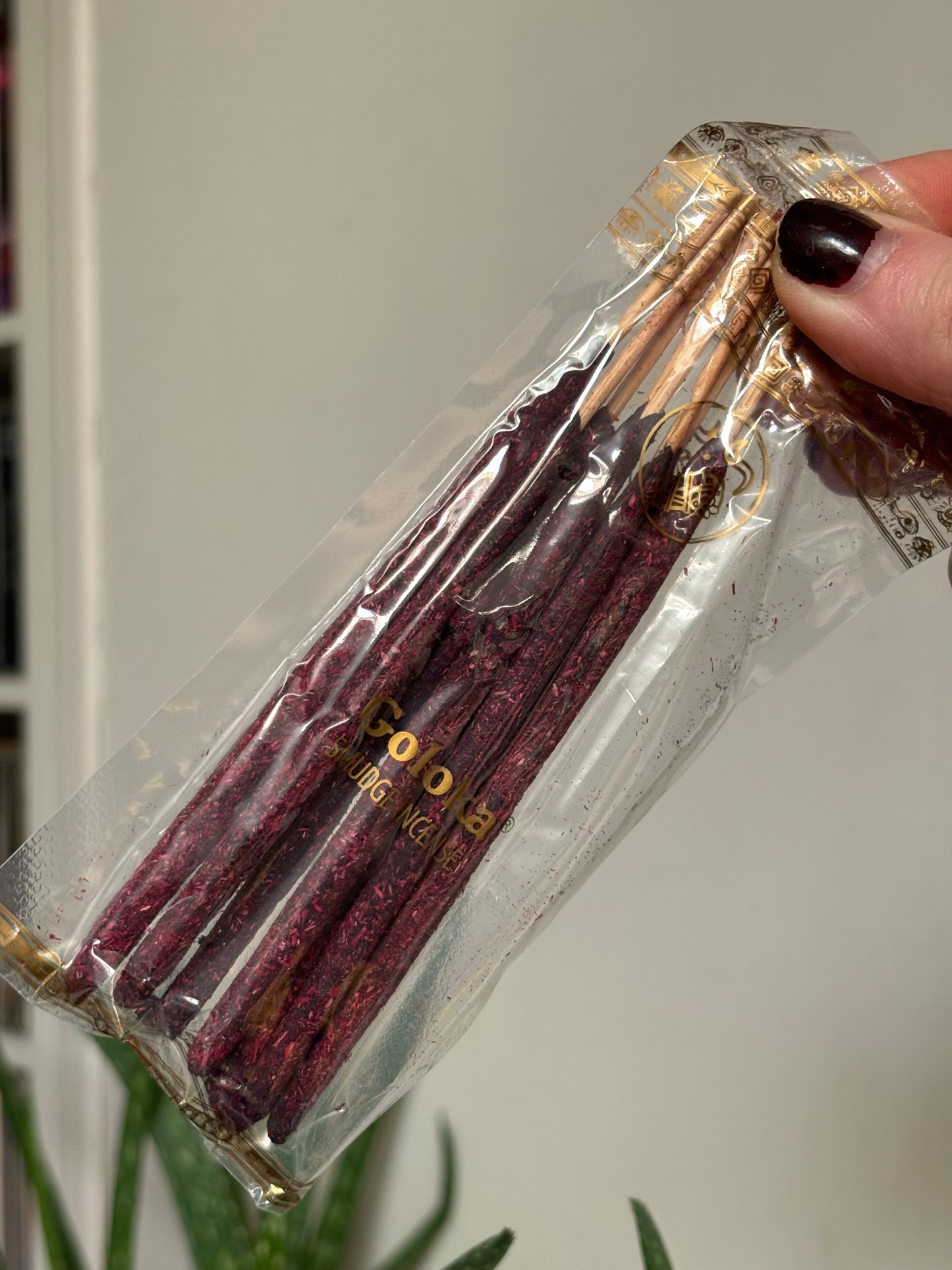 Goloka Dragon Blood Smudge Incense - 8 sticks