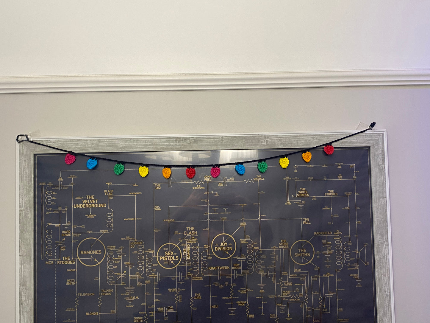 Retro Yule Lights Crocheted Bunting